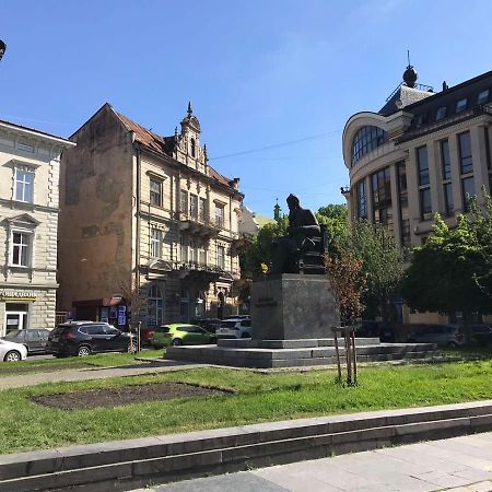 Apartments On Shevchenko Avenue Lviv Dış mekan fotoğraf