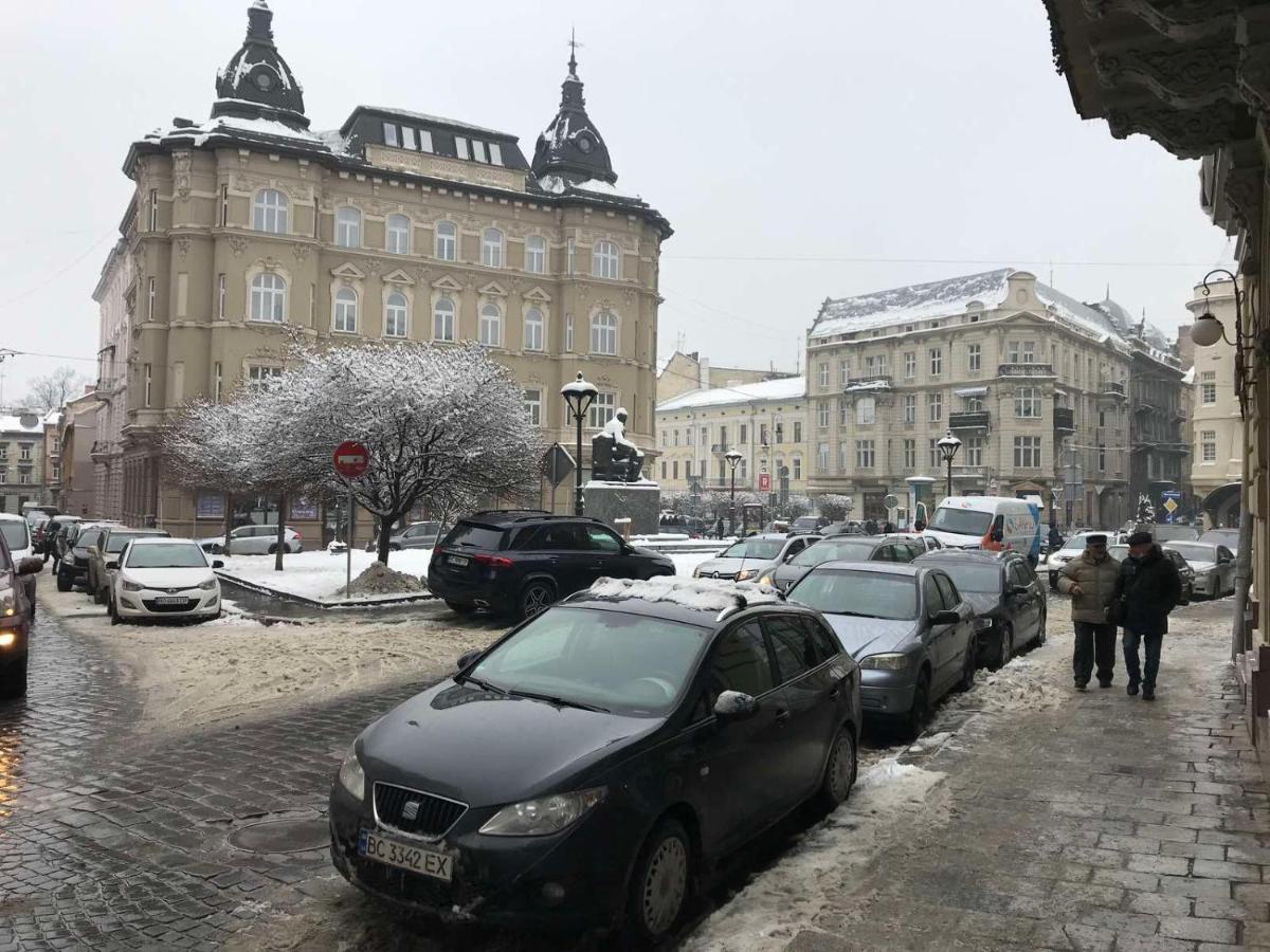 Apartments On Shevchenko Avenue Lviv Dış mekan fotoğraf